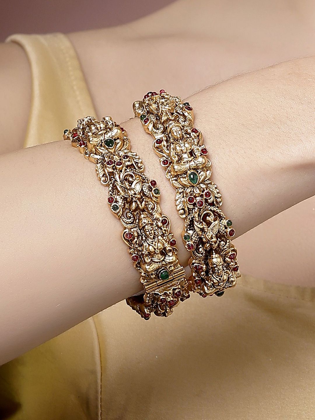 KARATCART Set Of 2 Gold Plated Kundan Stone Studded Laxmi Mata Temple Bangles