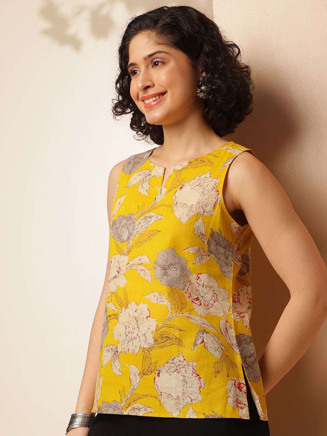 Anouk Floral Printed Boat Neck Sleeveless Top
