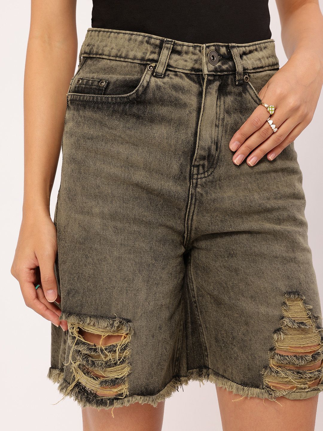 DressBerry Women Vintage Vibes Ripped Frayed Denim Shorts