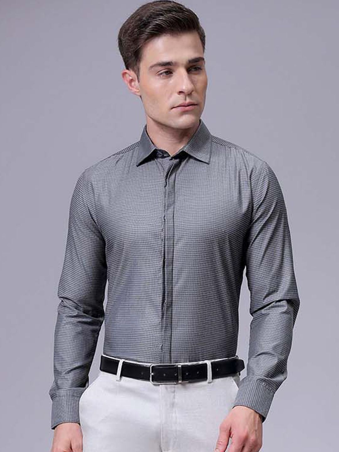 The Indian Garage Co. X Luxe Men Slim Fit Cutaway Collar Textured Formal Shirt