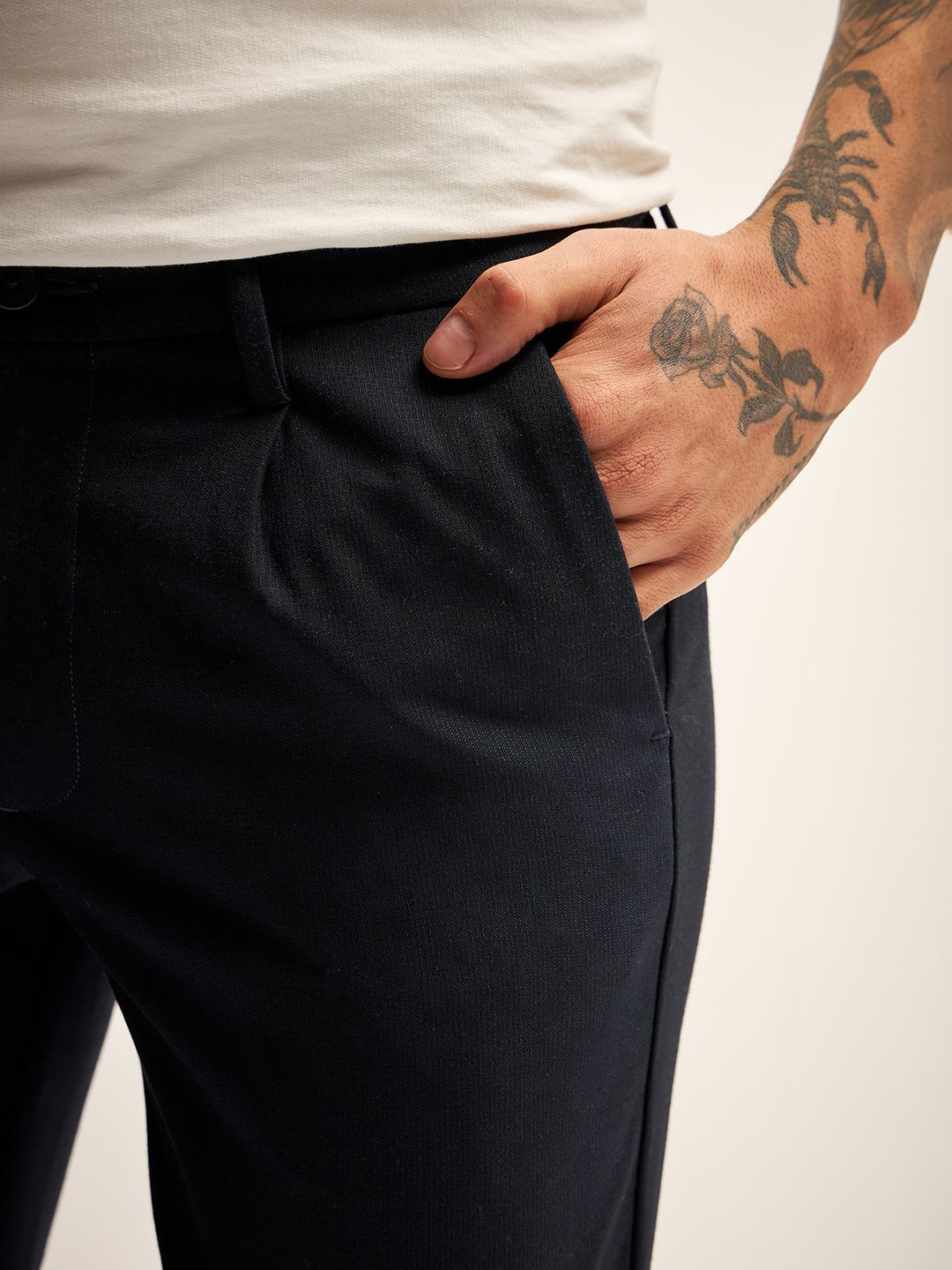 THE BEAR HOUSE Men Slim Fit Chinos Trousers