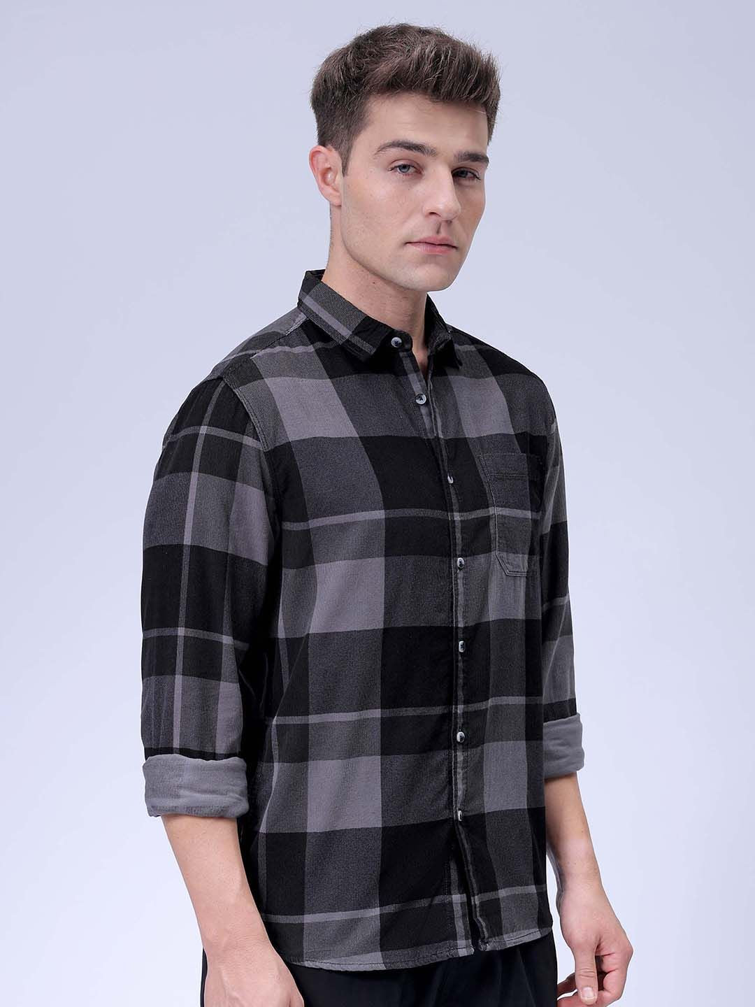 The Indian Garage Co Men Spread Collar Checked Casual Shirt