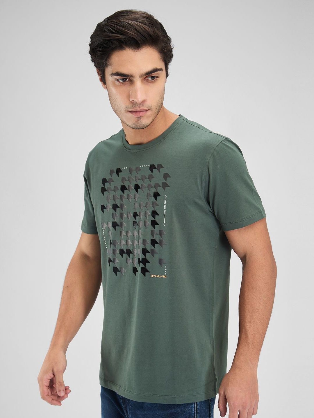 SPYKAR Men Typography Applique Slim Fit T-shirt