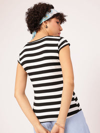 DressBerry Everyday Basics Monochrome Stripes Tee
