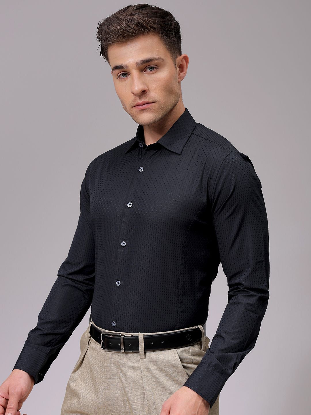 The Indian Garage Co. X Luxe Men Slim Fit Opaque Formal Shirt