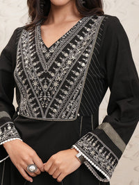 Vishudh Floral Embroidered Panelled Sequinned Pure Cotton Kurta With Trousers