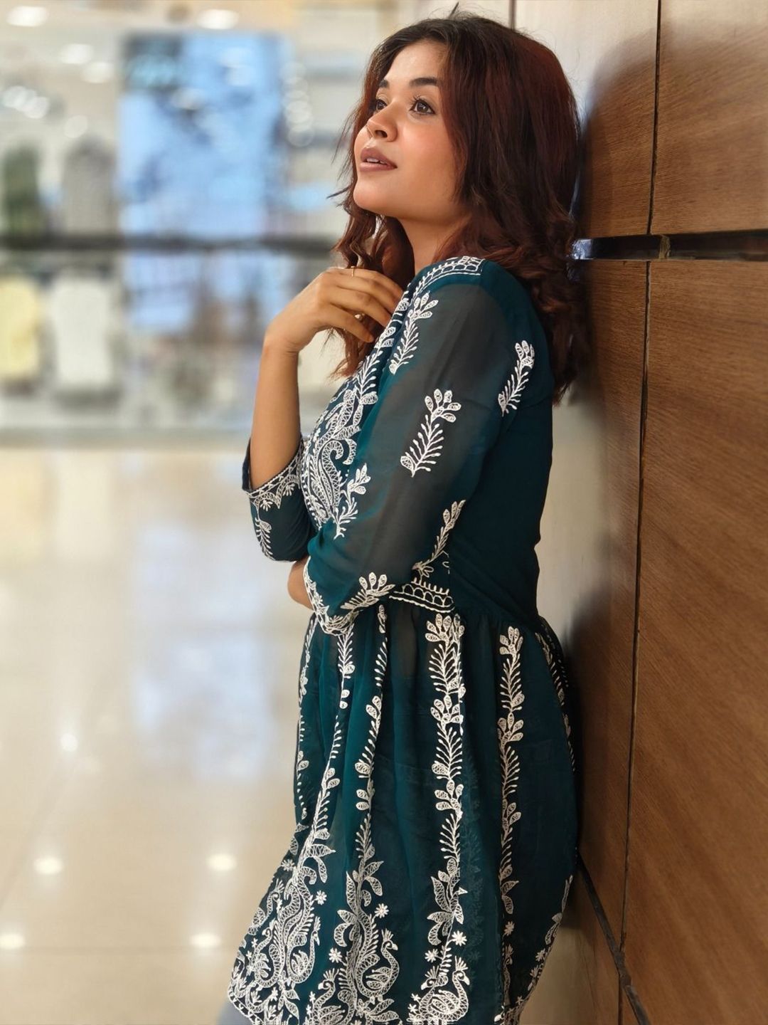 KALINI Women Ethnic Motifs Embroidered Chikankari Kurti