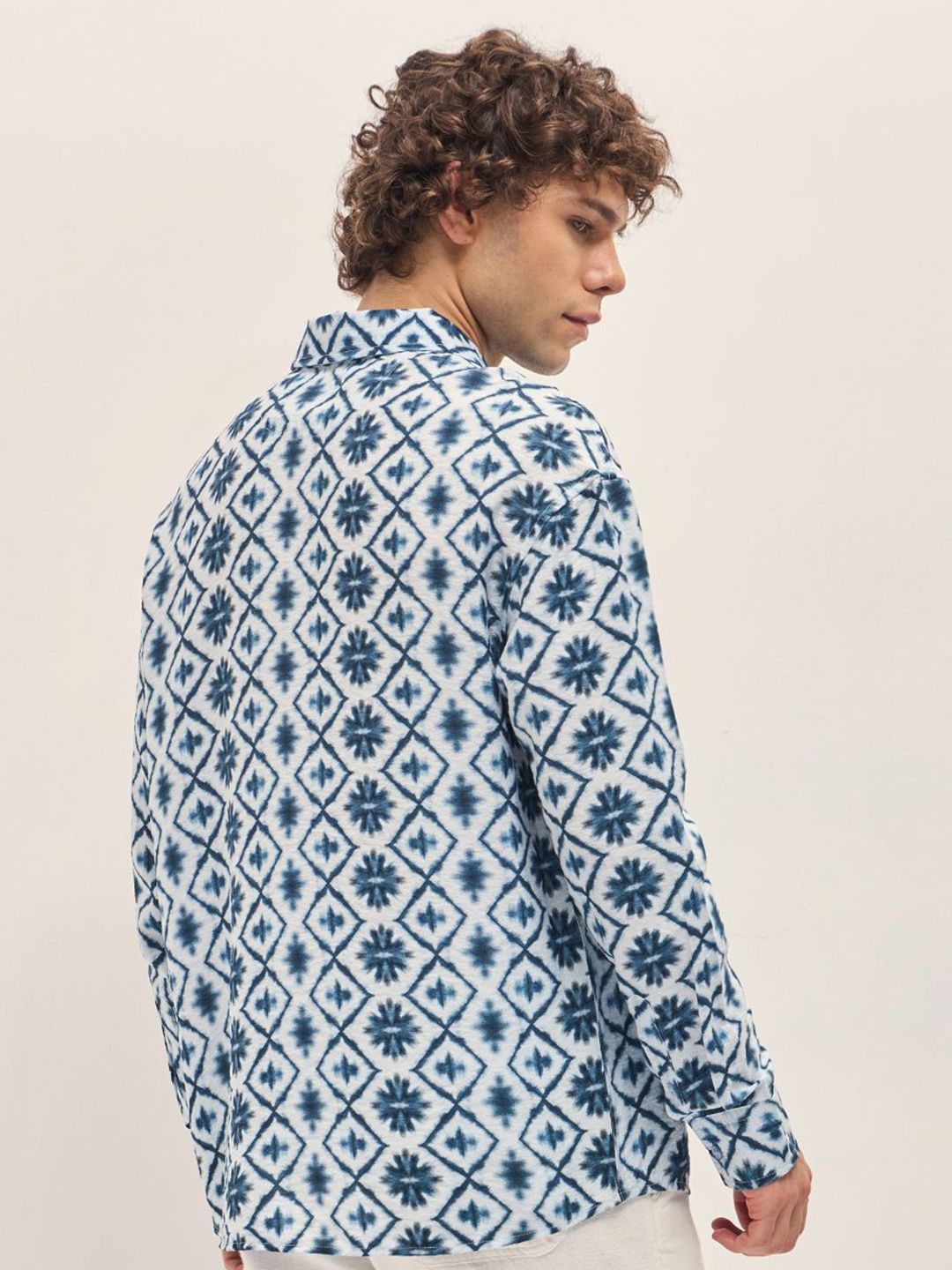 THE BEAR HOUSE Men Spread Collar Abstract Printed Relaxed Fit Casual Shirt