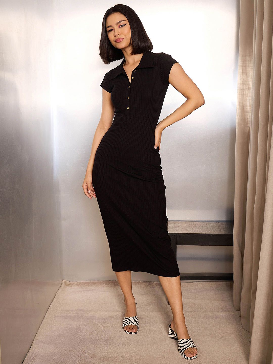 SASSAFRAS Bodycon Midi Dress