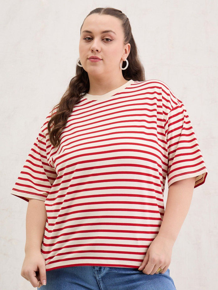 SASSAFRAS Curve Women Plus Size Striped Round Neck Oversized T-shirt