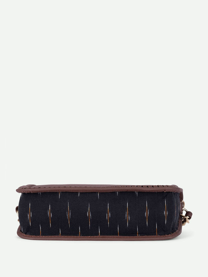 ZOUK Ikat GreRe Printed Baguette Handheld Bag
