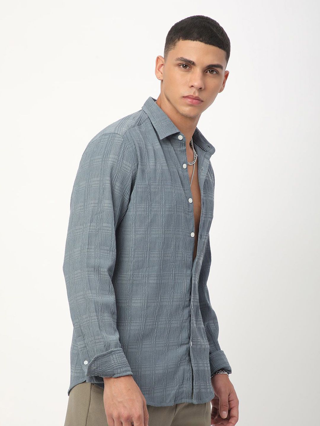 VASTRADO Men Classic Spread Collar Textured Slim Fit Casual Shirt