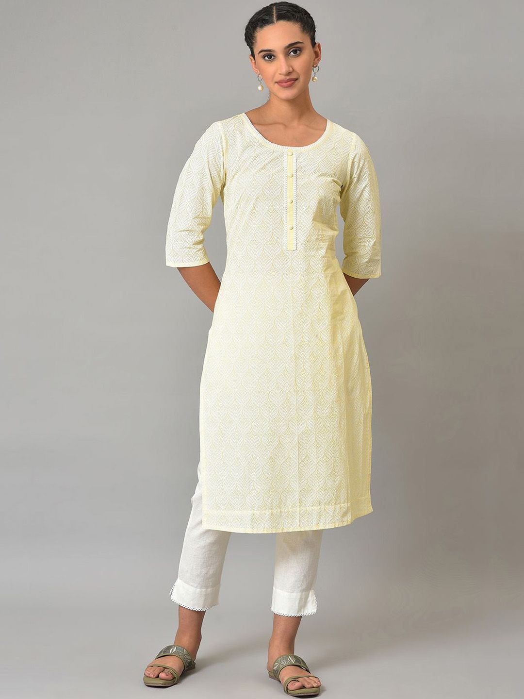 AURELIA Women Cotton Floral Printed Kurta