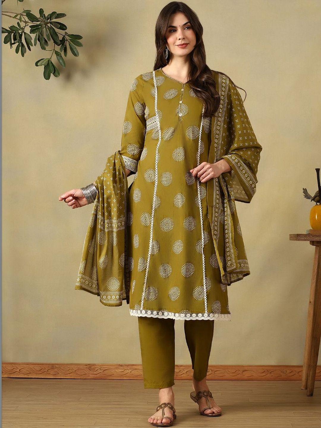 Mamicha Women Ethnic Motifs Printed Regular Mirror Work Pure Cotton Kurta with Trousers & With Dupatta