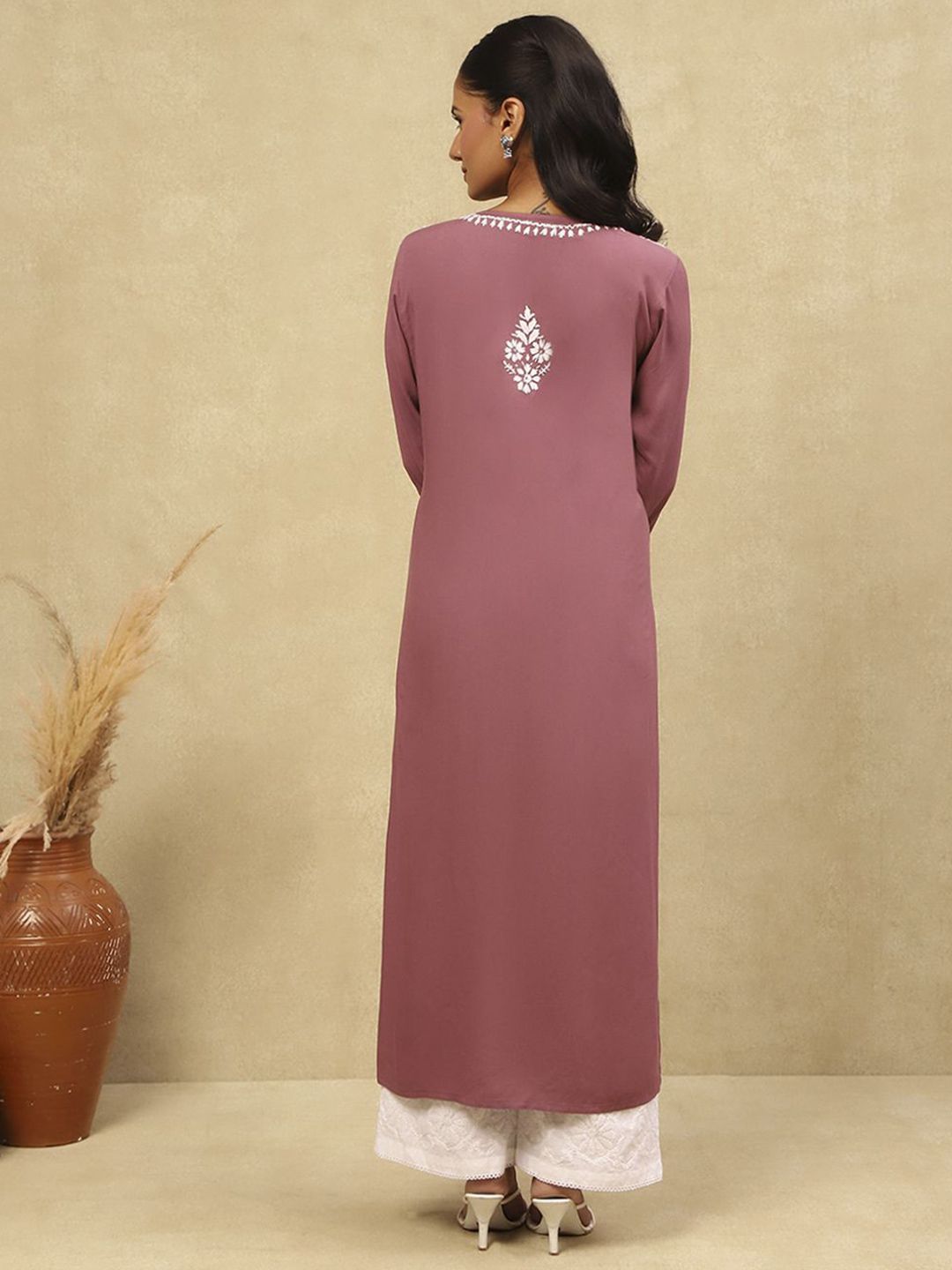 House of Chikankari Women Purple Rayon Chikankari Embroidered Kurta