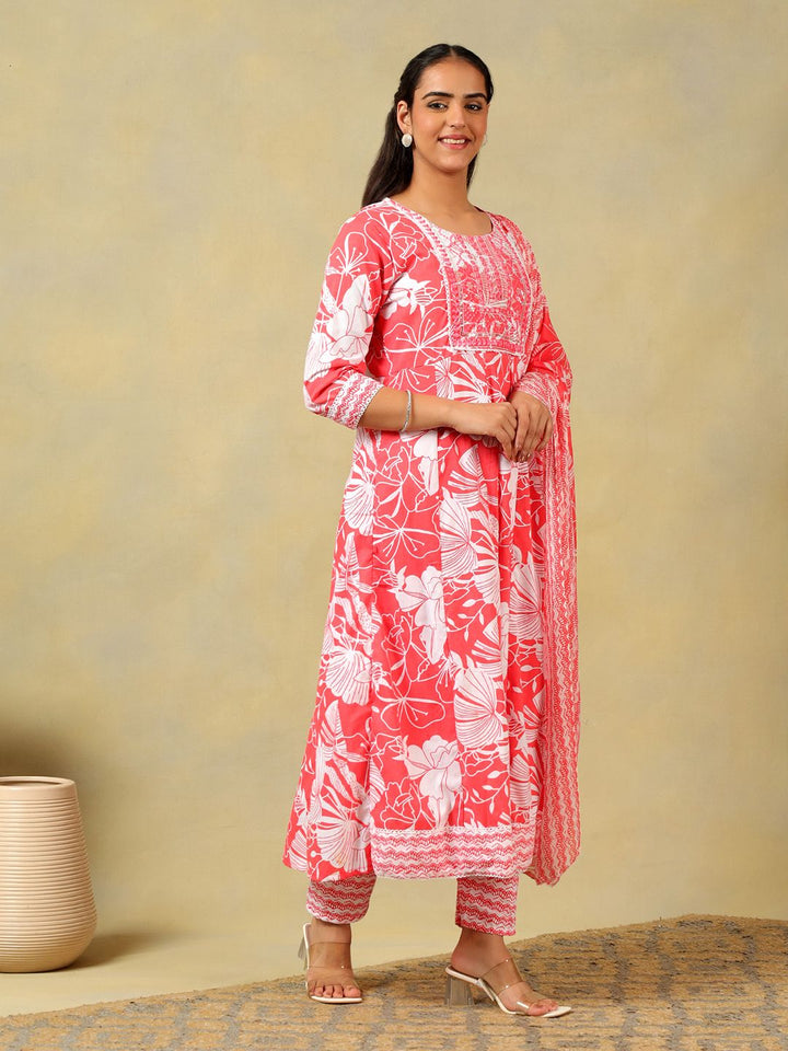 Mamicha Women Floral Printed Regular Mirror Work Pure Cotton Kurta with Trousers & With Dupatta