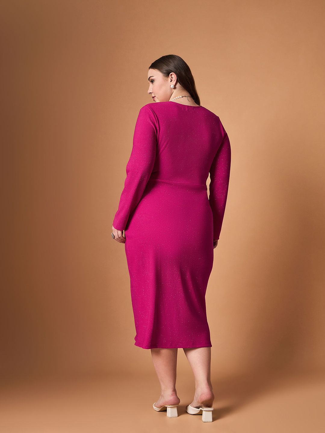 SASSAFRAS Curve Midi Dress