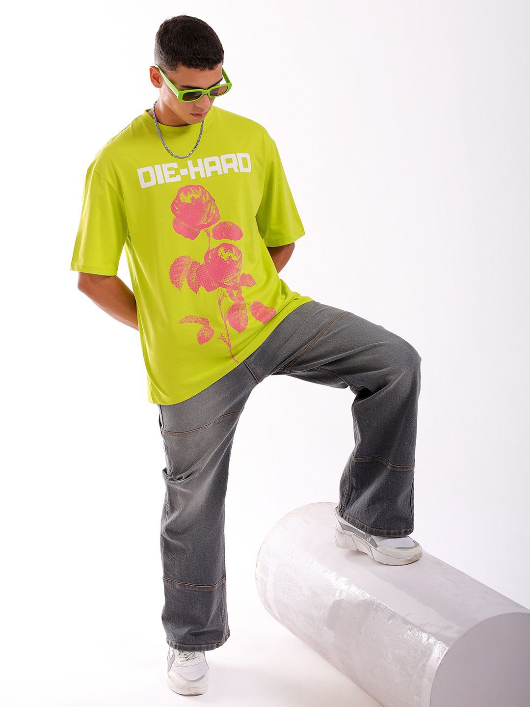 The Indian Garage Co Graphic Printed Boxy Oversized Pure Cotton T-shirt