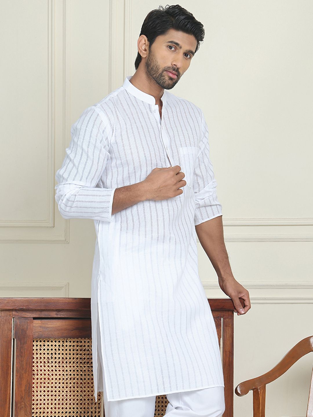 Jompers Striped Mandarin Collar Pure Cotton Straight Kurtas