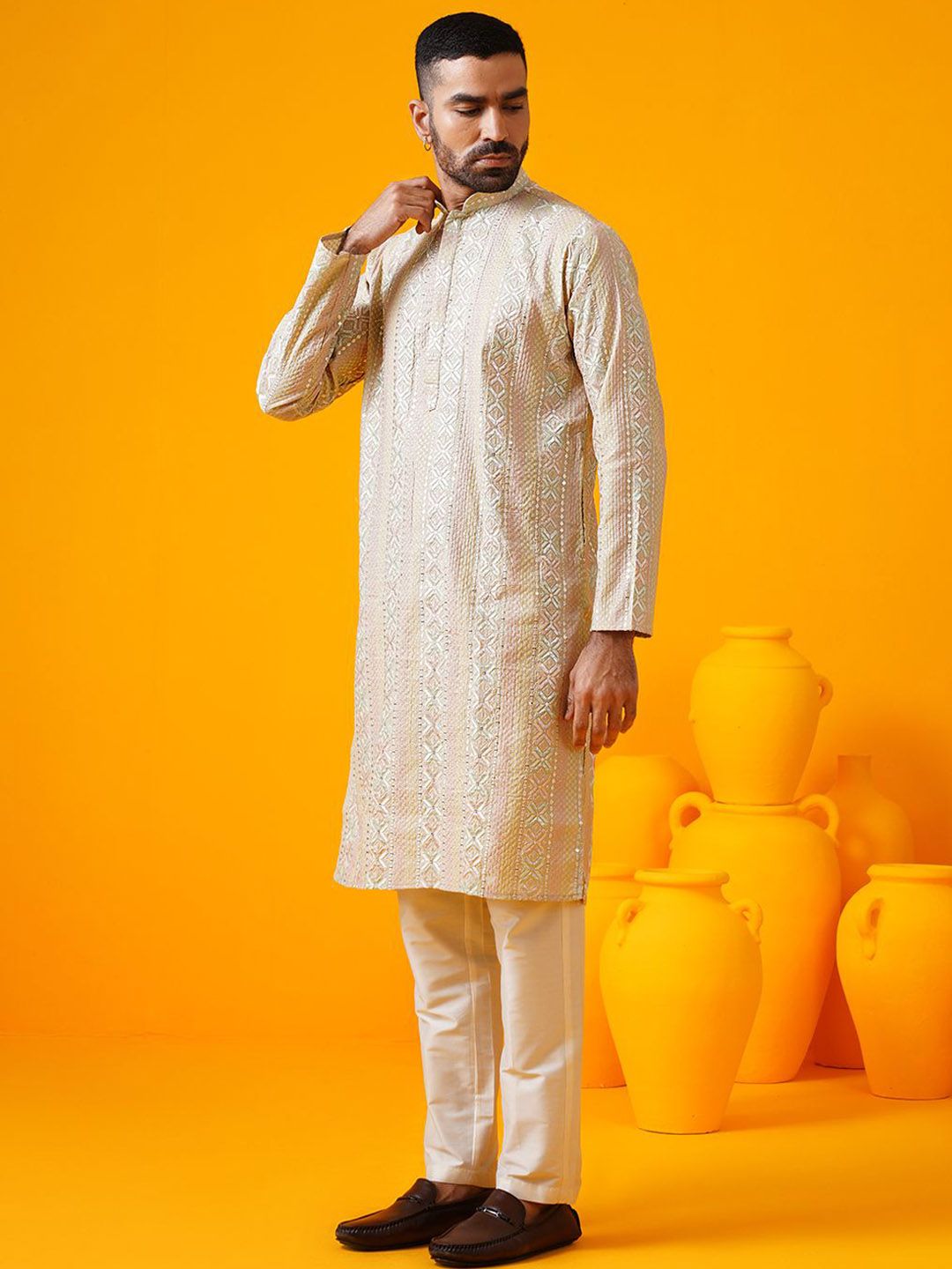 SOJANYA LUXE Ethnic Motifs Embroidered Sequinned Mandarin Collar Straight Kurta