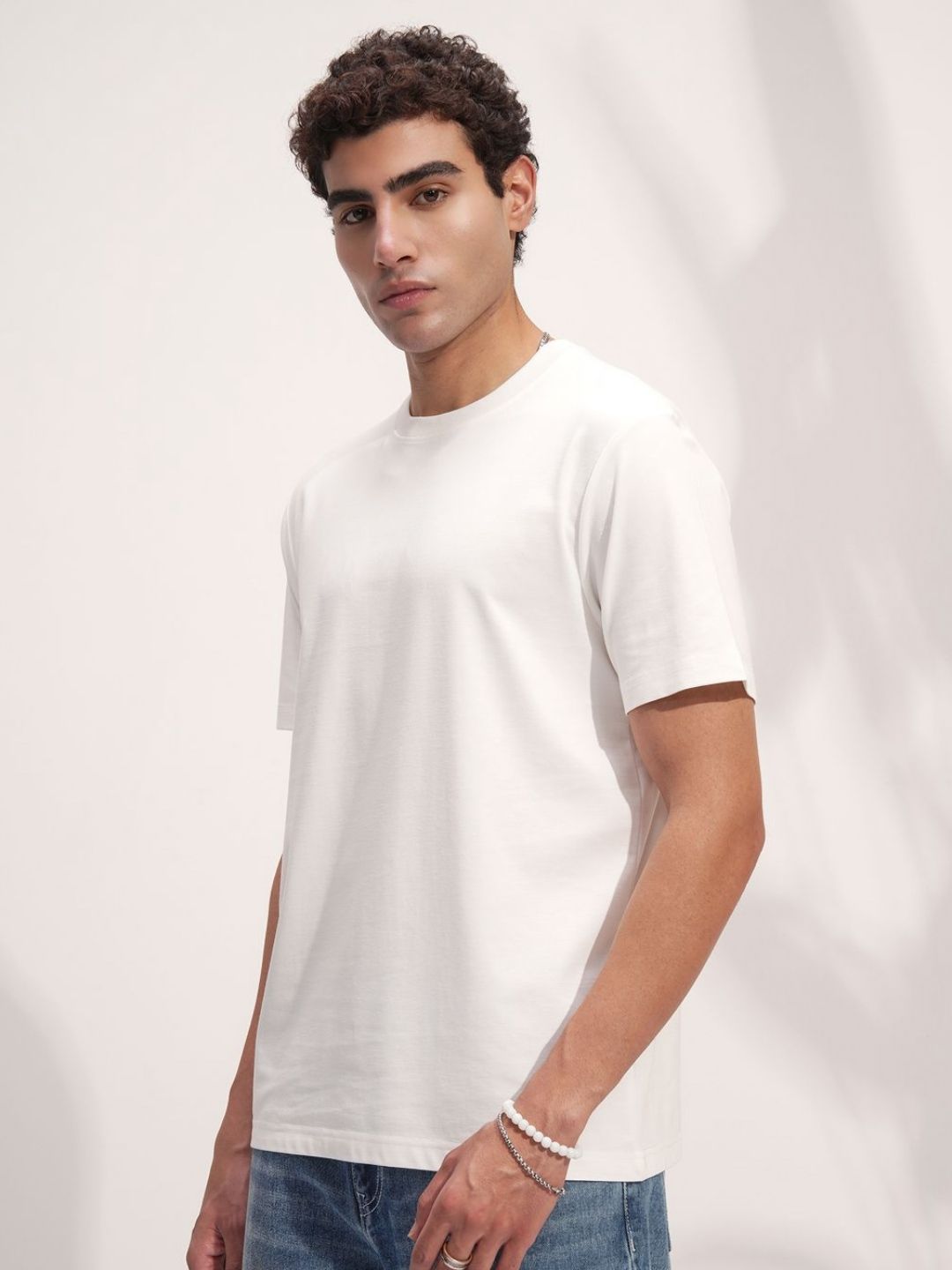HIGHLANDER Men Solid Regular Fit T-shirt