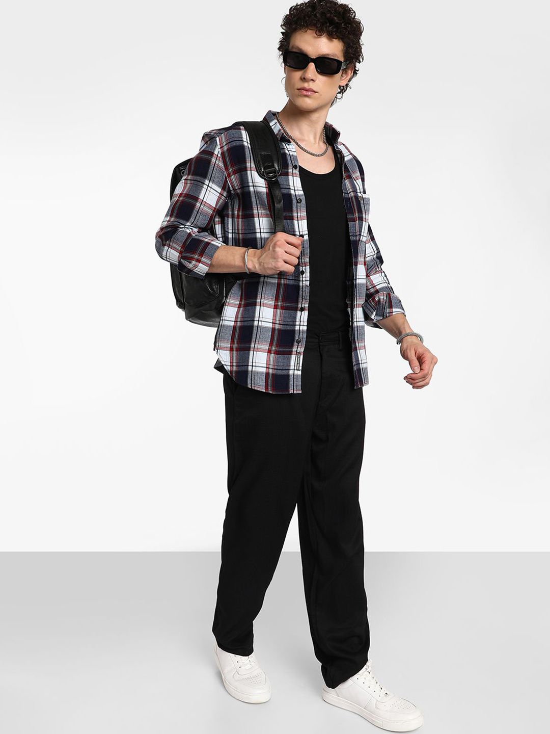 Campus Sutra Men Comfort Spread Collar Tartan Checked Cotton Casual Shirt
