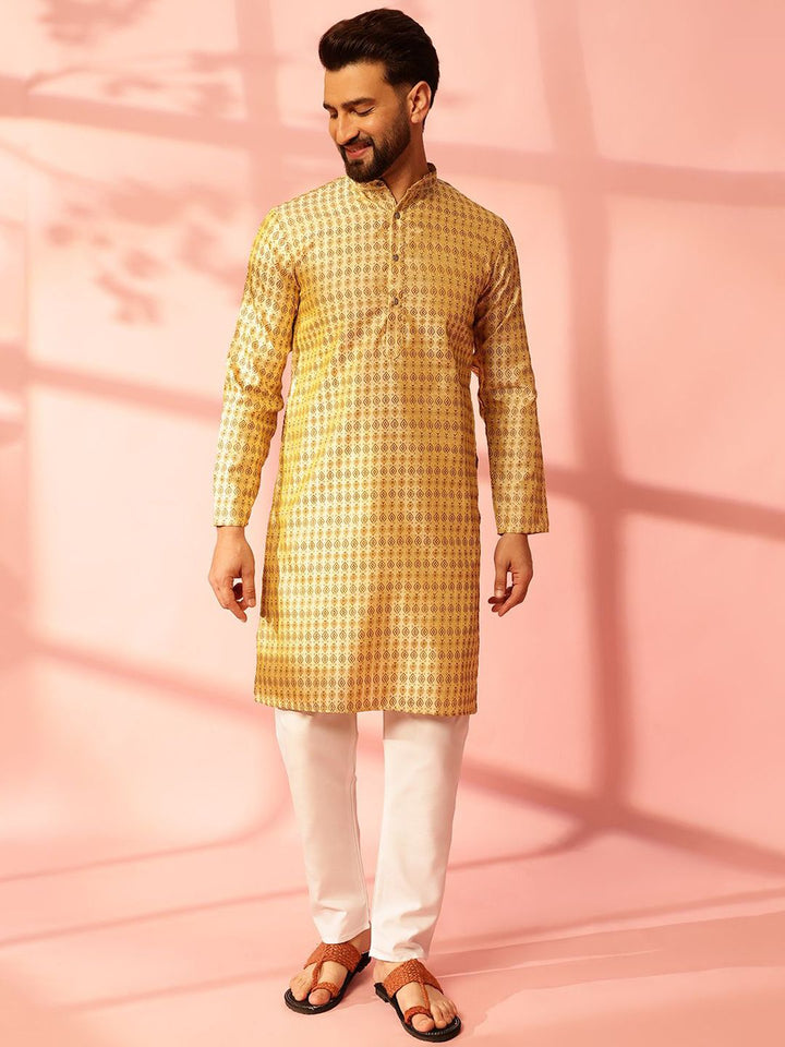Anouk Men Regular Kurta with Pyjamas