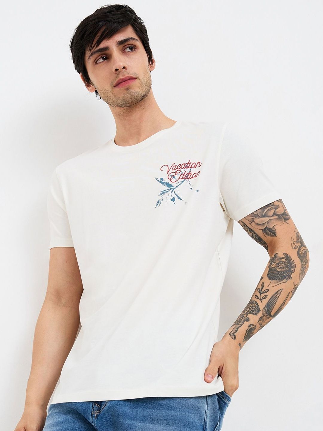 SPYKAR Men Typography Printed Round Neck Cotton Slim Fit T-shirt