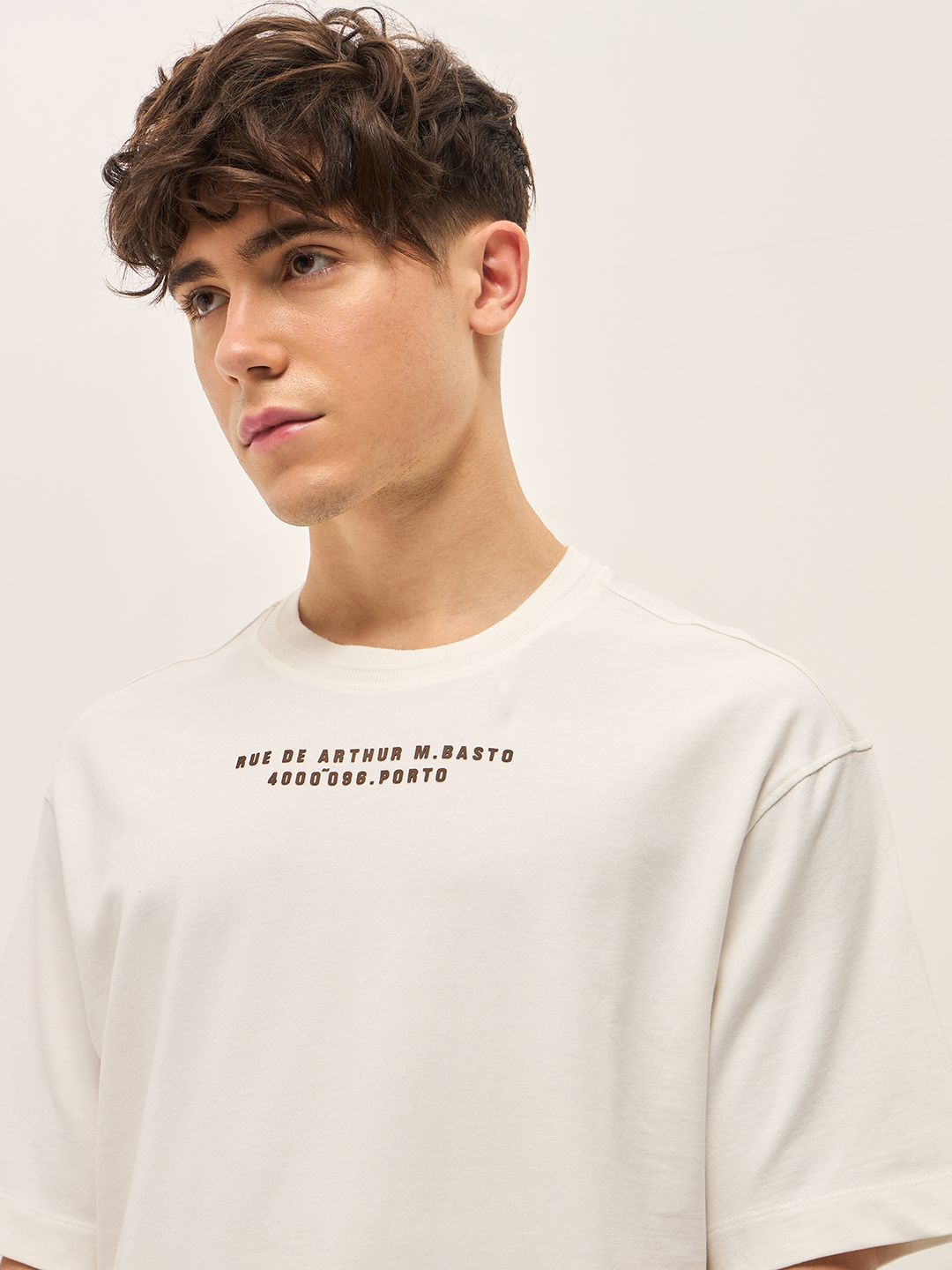THE BEAR HOUSE Typography Printed Drop Shoulder Sleeves Cotton Oversized T-shirt