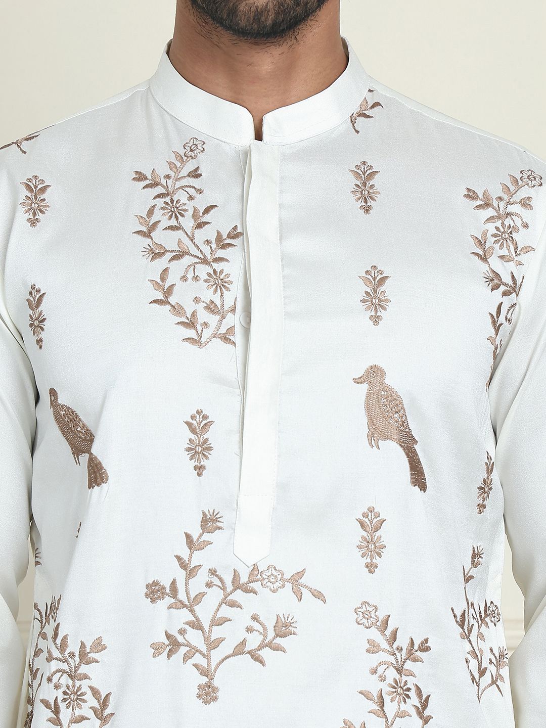 Jompers Ethnic Motifs Embroidered Mandarin Collar Straight Kurta  with Pyjamas