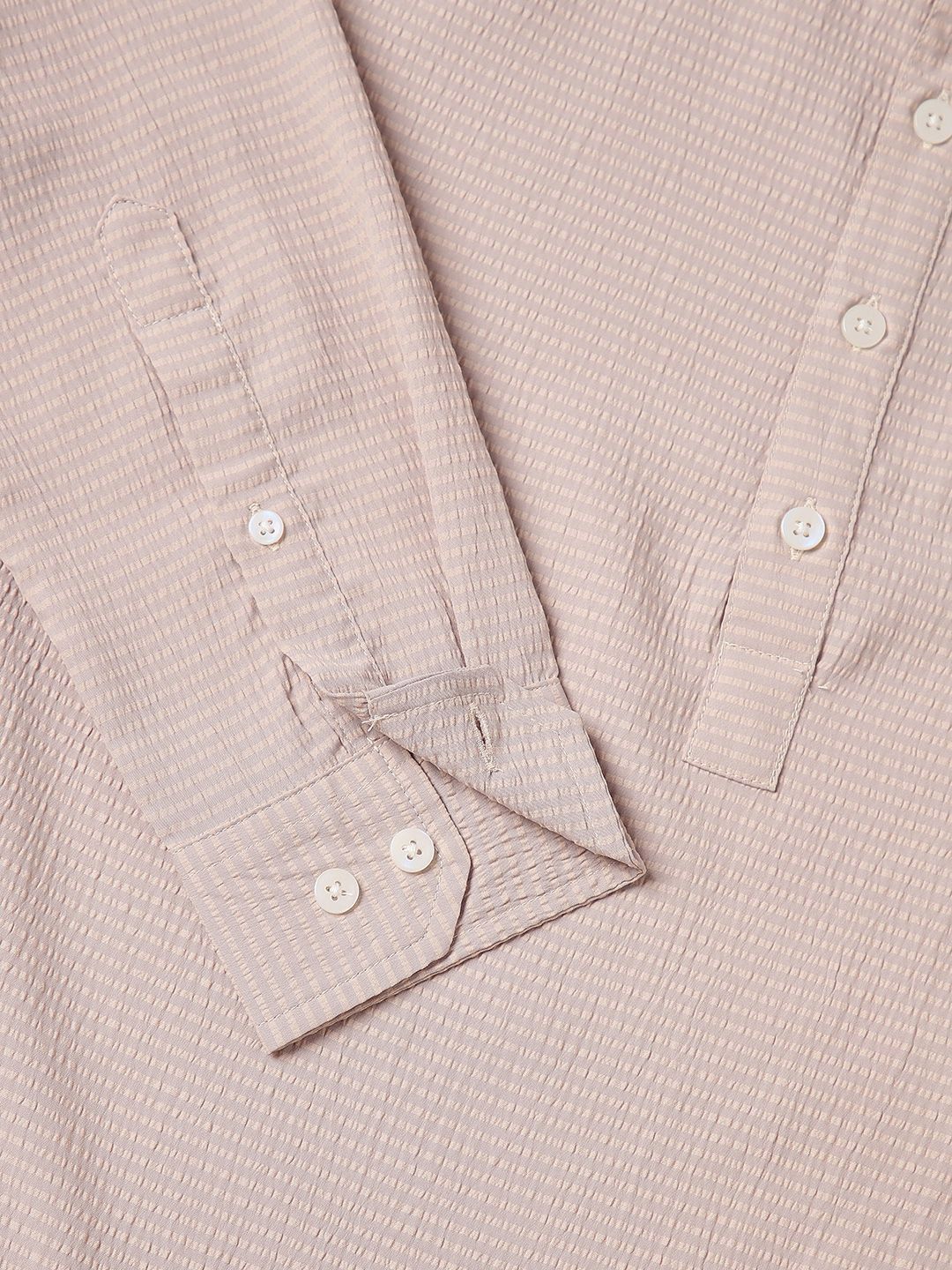 VASTRADO Self Design Mandarin Collar Seersucker Short Straight Kurta
