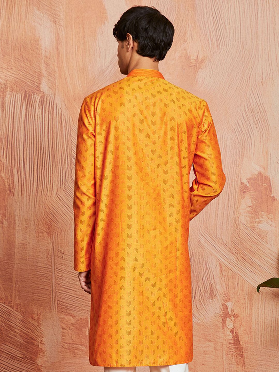 VASTRAMAY Geometric Woven Design Mandarin Collar Jacquard Silk Straight Kurta