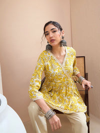 Shae by sassafras bunga bercetak v-neck gotta patti gotta patti angrakha kurti