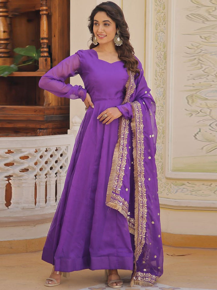 KALINI Sweetheart Neck Georgette Anarkali Kurta With Dupatta