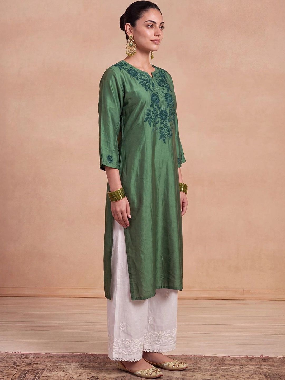 House of Chikankari Women Floral Embroidered Thread Work Chanderi Silk Kurta