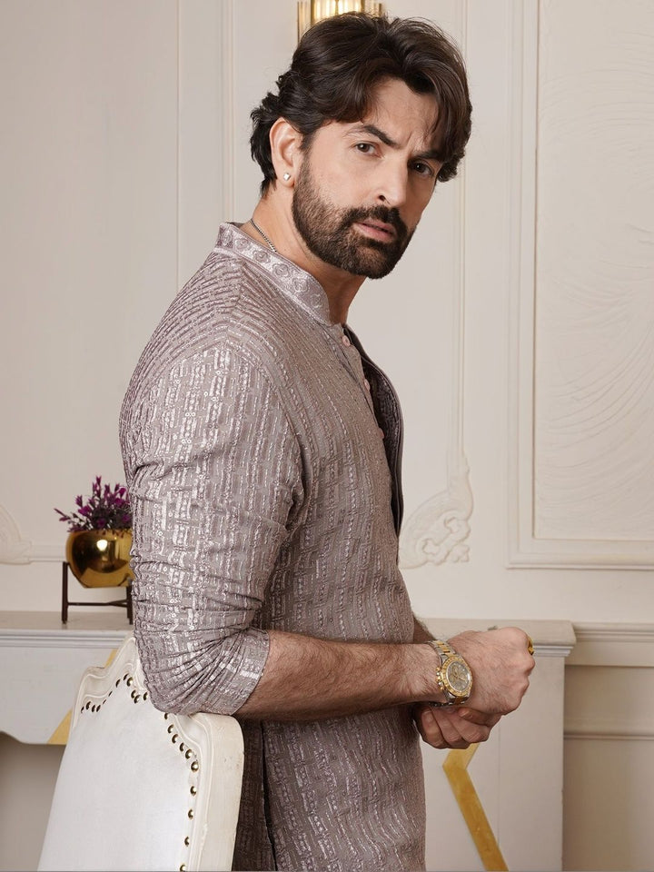 SOJANYA Men Embroidered Regular Kurta with Pyjamas
