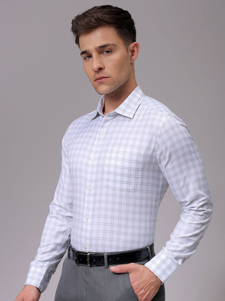 The Indian Garage Co. X Luxe Men Slim Fit Multi Stripes Opaque Striped Formal Shirt