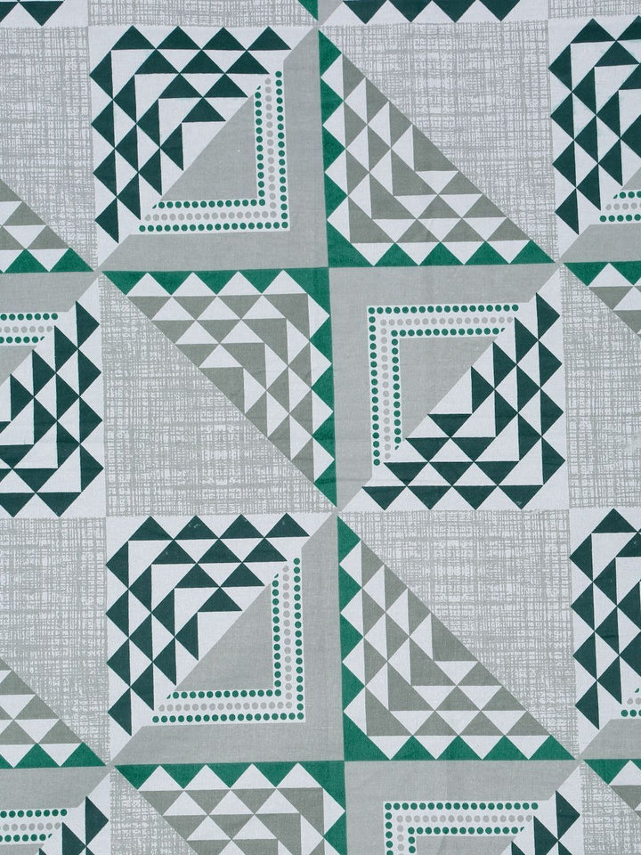 Myntra Elegant Homes Green Geometric Printed 400 TC Cotton Set Cadar King 2.50m x 2.25m