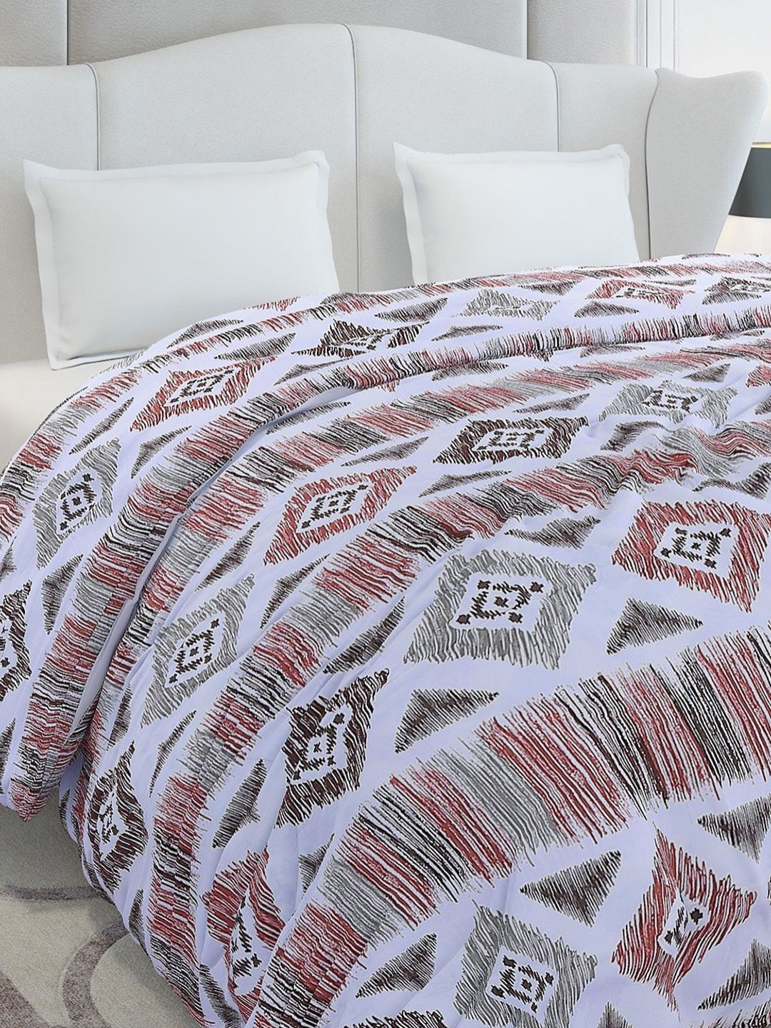 Monte Carlo White & Brown Geometric Mild Winter 210 GSM Double Bed Duvet