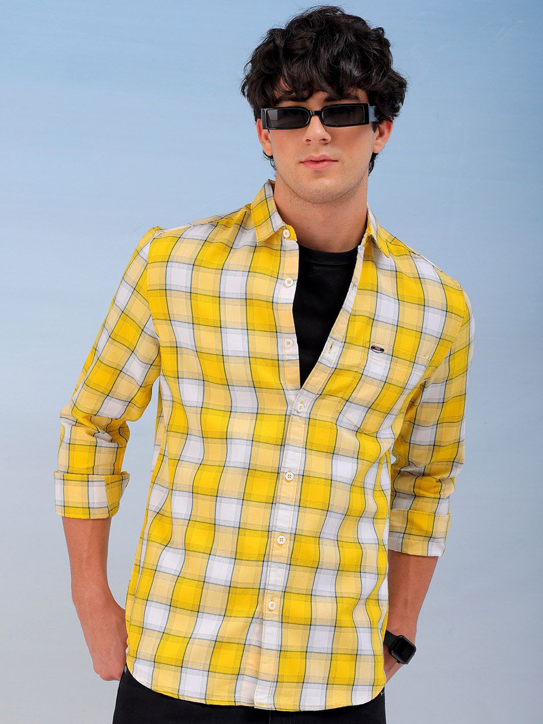 The Indian Garage Co Men Spread Collar Checked Cotton Slim Fit Casual Shirt