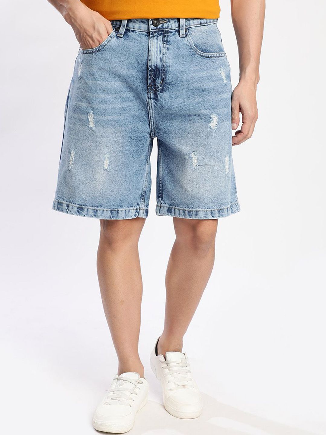 Bene Kleed Men Relaxed Fit Distressed Denim Shorts
