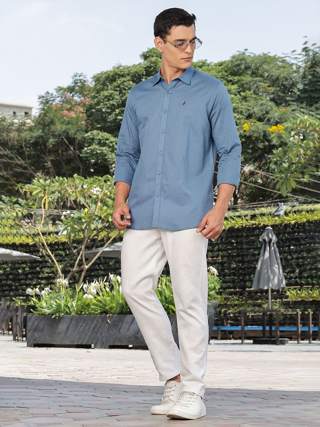 Thomas Scott Men Premium Slim Fit Solid Spread Collar Casual Shirt