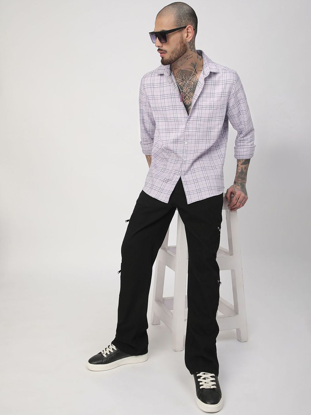 VASTRADO Men Classic Slim Fit Opaque Checked Casual Shirt