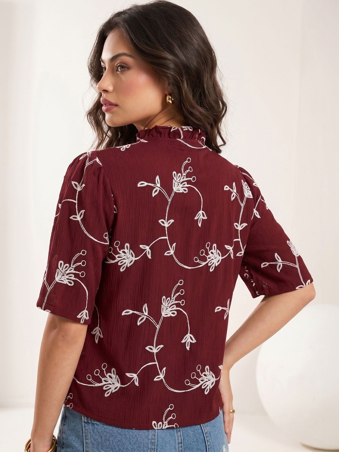 Mamicha Floral Embroidered Ruffles Top