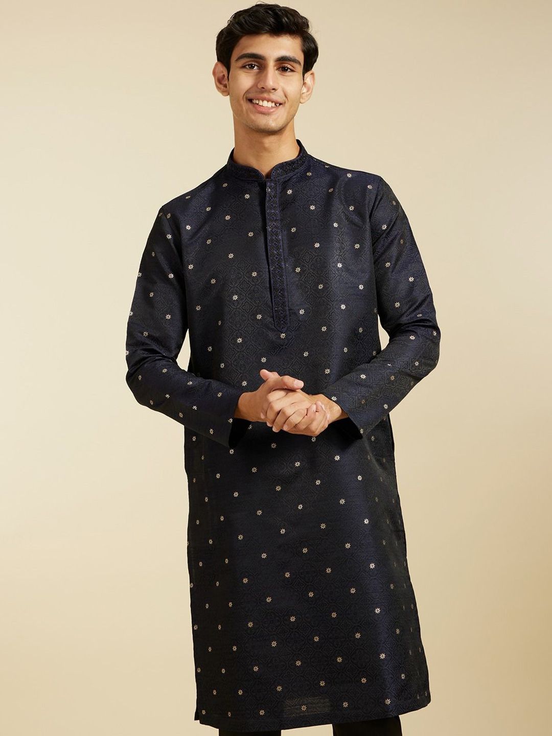 Diwas by Manyavar Thread Work Mandarin Collar Straight Kurta