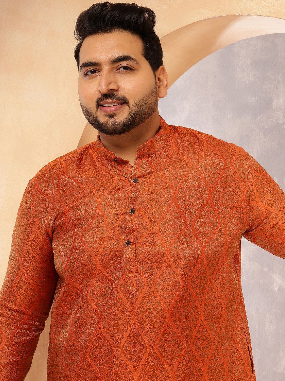 SOJANYA PLUS Ethnic Motifs Woven Design Band Collar Jacquard Silk Kurta With Pyjama