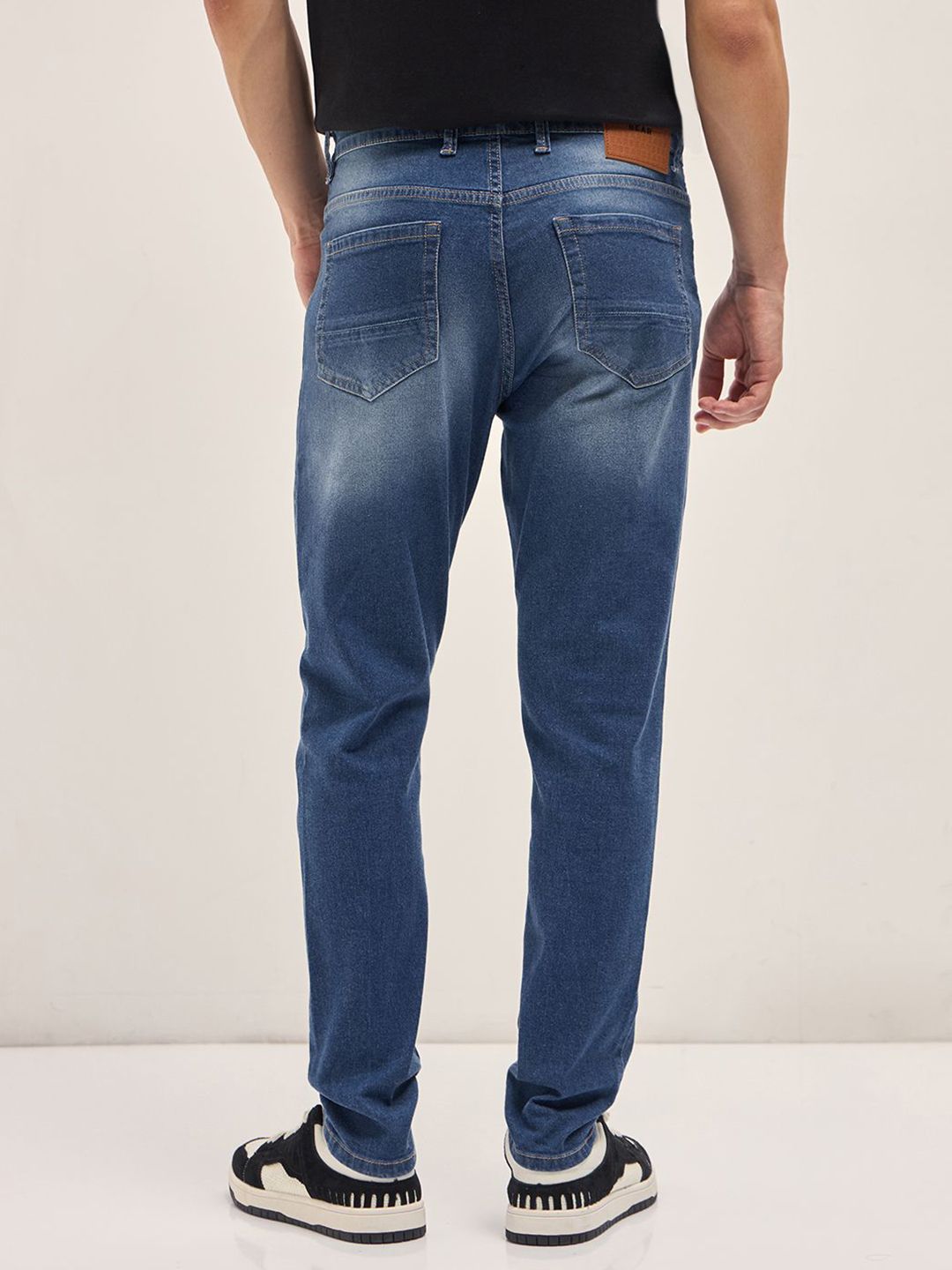 THE BEAR HOUSE Men Slim Fit Light Fade Stretchable Jeans