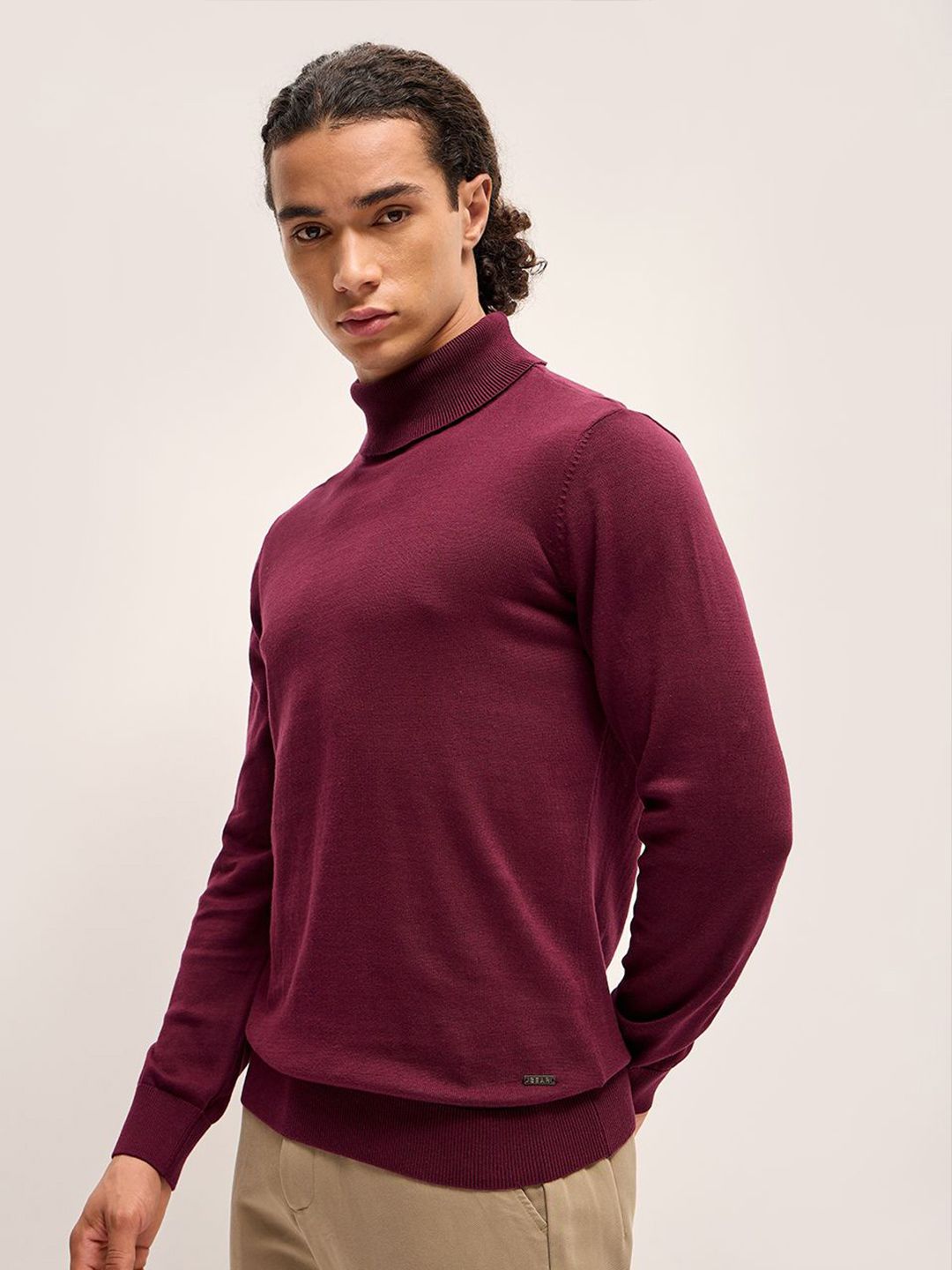 THE BEAR HOUSE Men Solid Turtle Neck T-Shirt