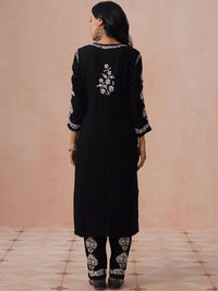 House of Chikankari Women Regular Chikankari Kurta with Trousers