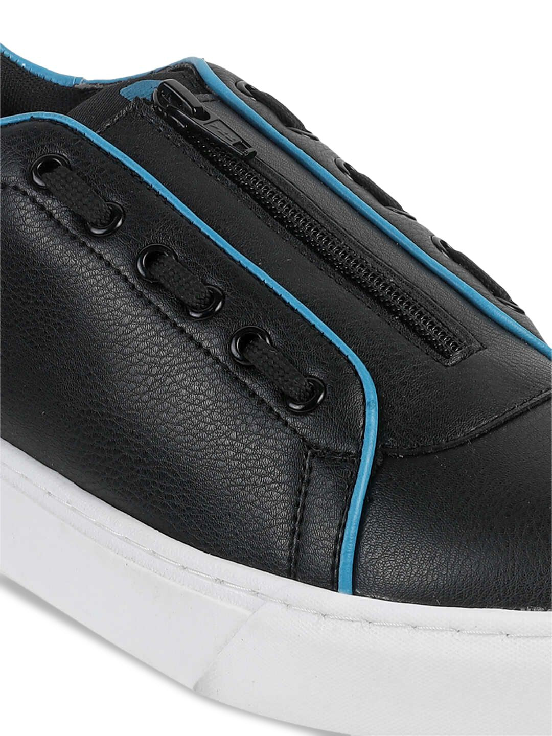Mochi Men Sneakers